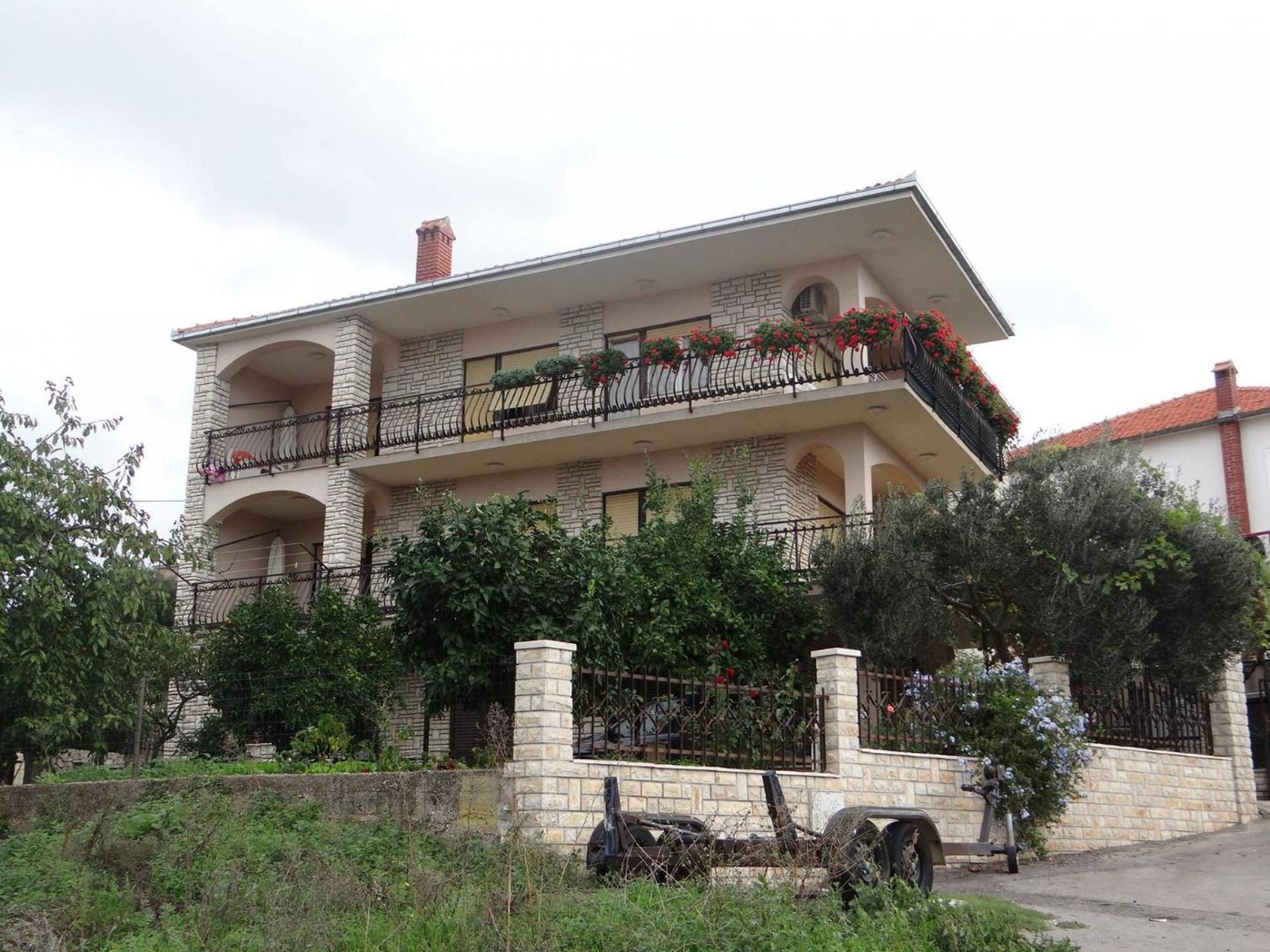 Apartment Bareta Trogir Exteriér fotografie